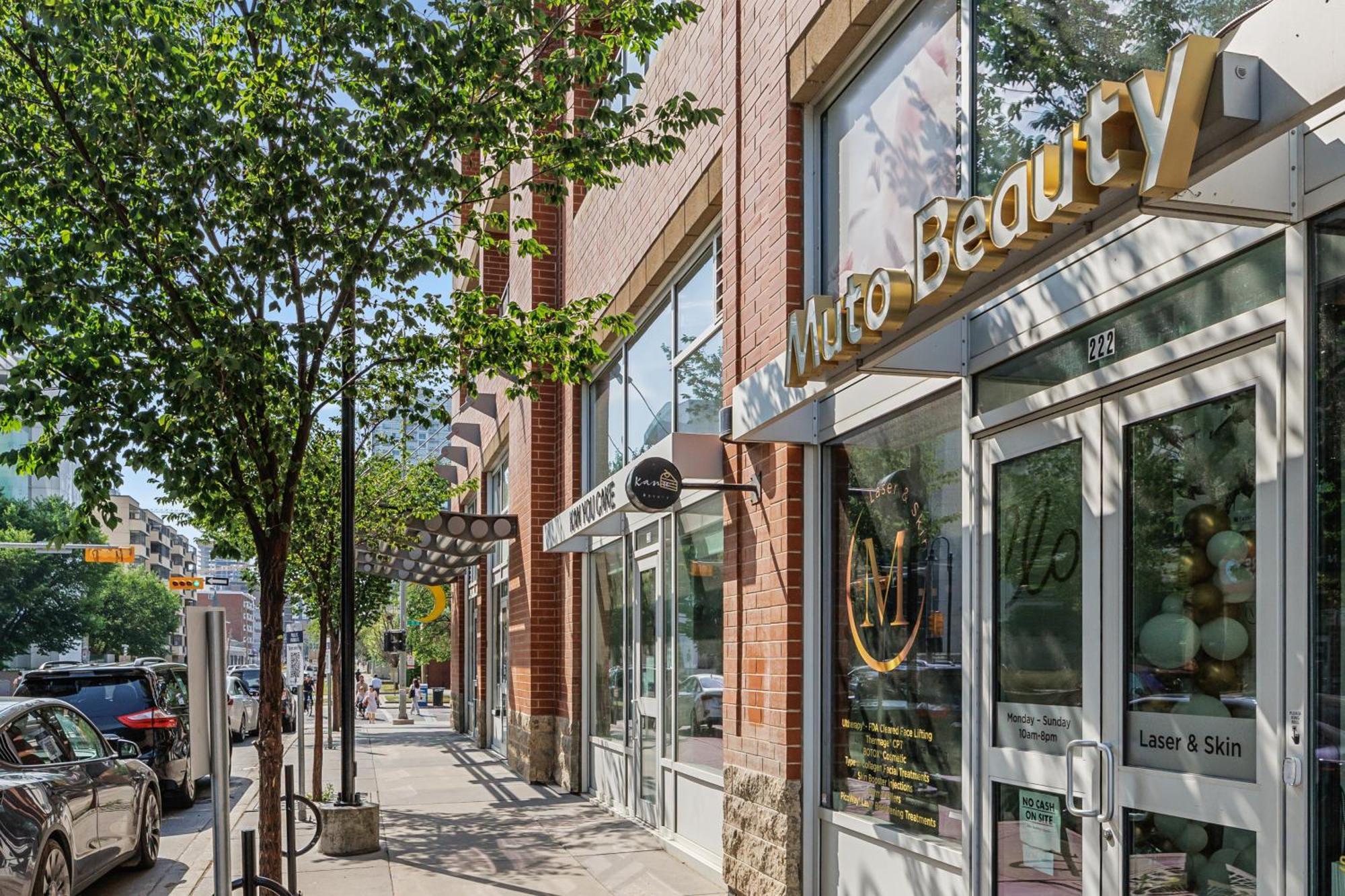 Heart Of Downtown Calgary Spacious Luxury Condo With Stunning Views And Premium Amenities Εξωτερικό φωτογραφία